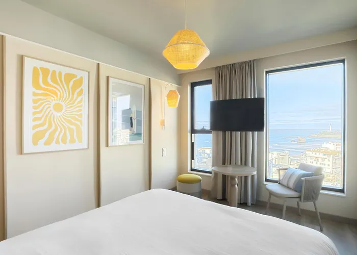 Mercure President 4*