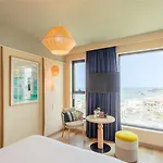 Mercure President Hotel