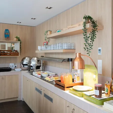 Mercure President Отель Биарриц