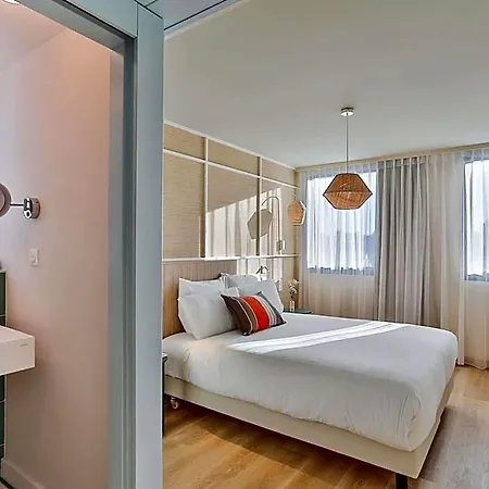 Mercure President Отель Биарриц