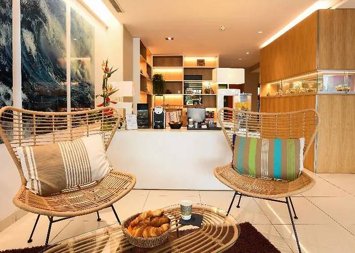 Mercure President